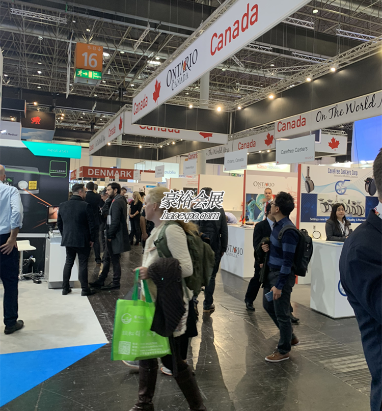 德國醫(yī)療展現(xiàn)場(chǎng)情況