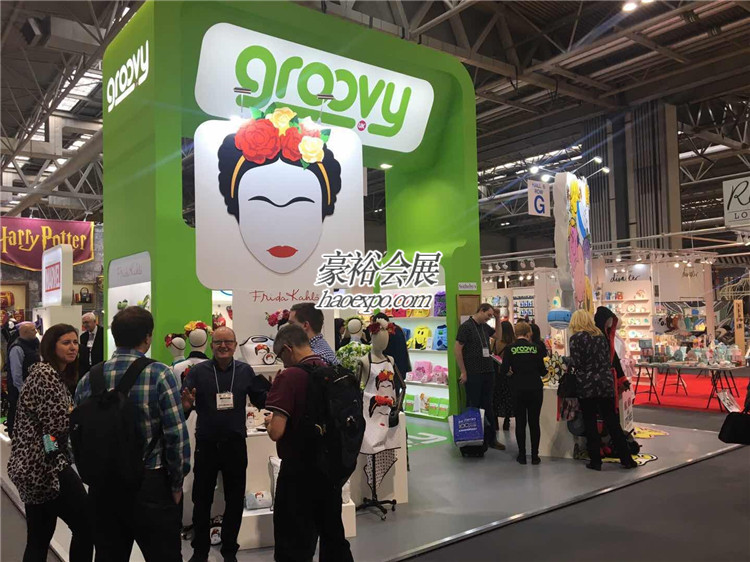 英國(guó)消費(fèi)品展SPRING FAIR展會(huì)現(xiàn)場(chǎng)