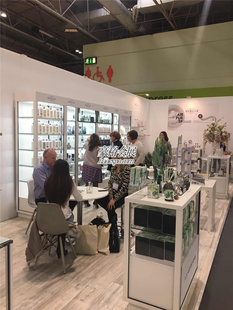 英國(guó)消費(fèi)品展SPRING FAIR展會(huì)現(xiàn)場(chǎng)