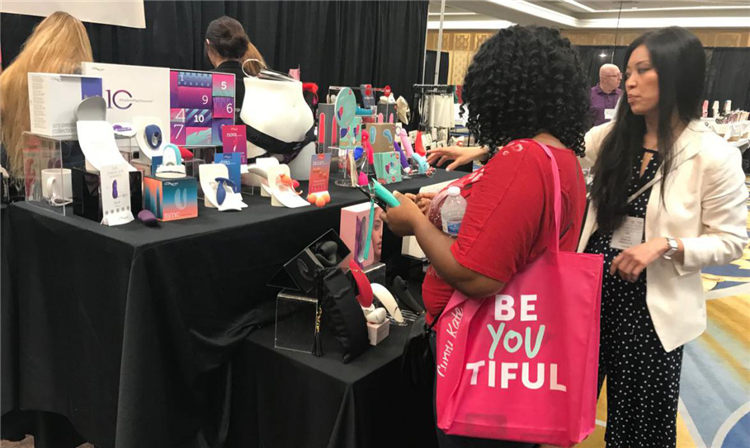 美國情趣內(nèi)衣展ILS現(xiàn)場豪裕會(huì)展