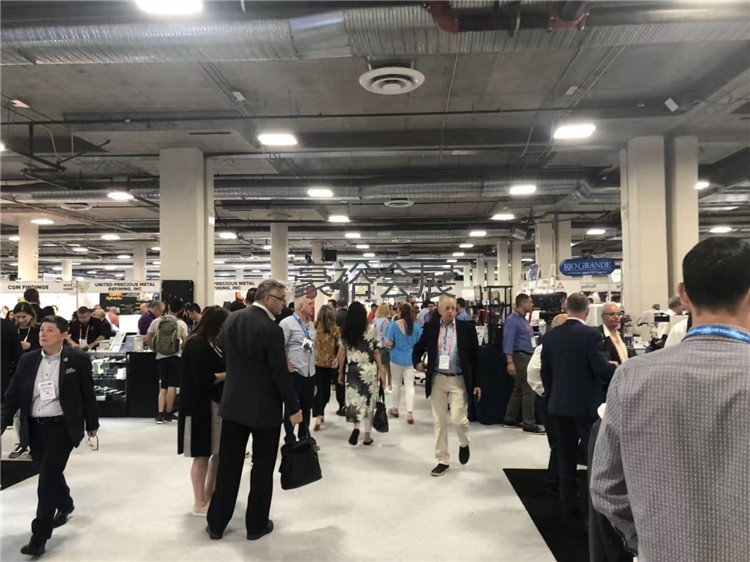 美國(guó)國(guó)際珠寶展JCK展會(huì)現(xiàn)場(chǎng)